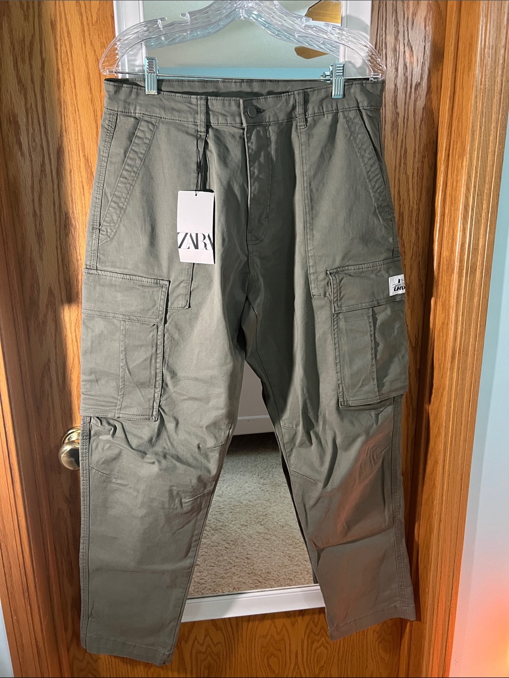 ZARA Men's Olive Green Cargo Pants - Utility Pocket Detail